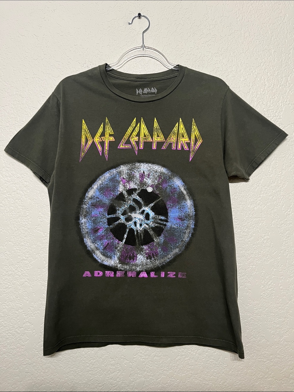 Def Leppard Men’s Medium Olive Green Vintage Y2K Graphic T-Shirt